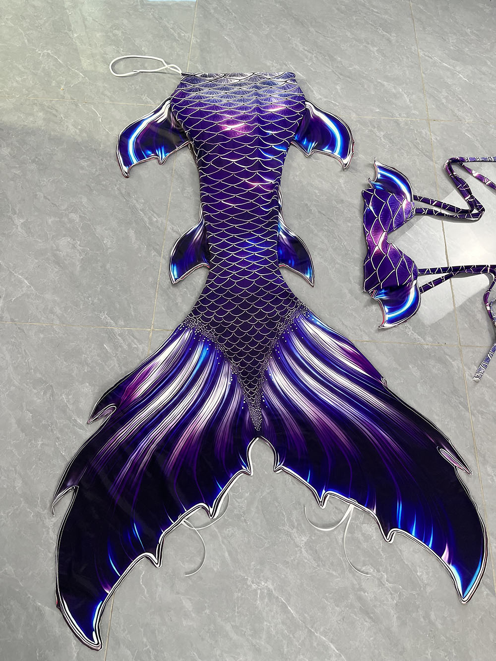 Colorful Dreamy Mermaid Tail A - Aquarium ulasan dan harga